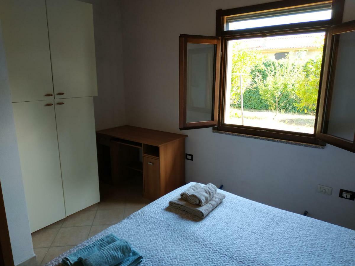 Cottage Su Merti Country Иглесиас Экстерьер фото
